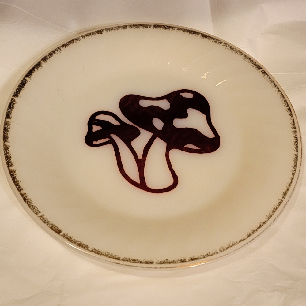 Mushroom upcycled plate, vintage. Home decor